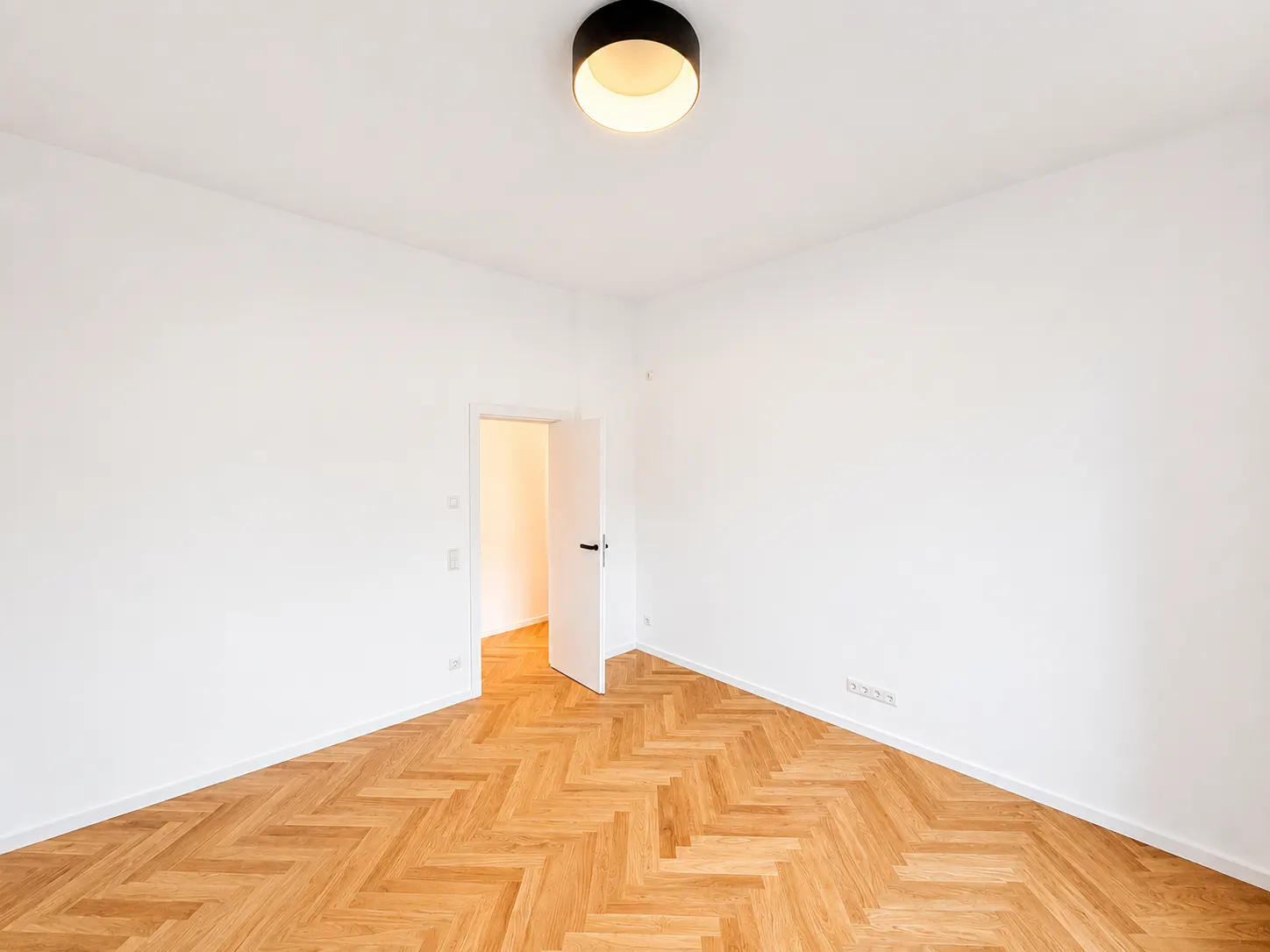 Wohnraum, unmöbliert, Lambert Beletage